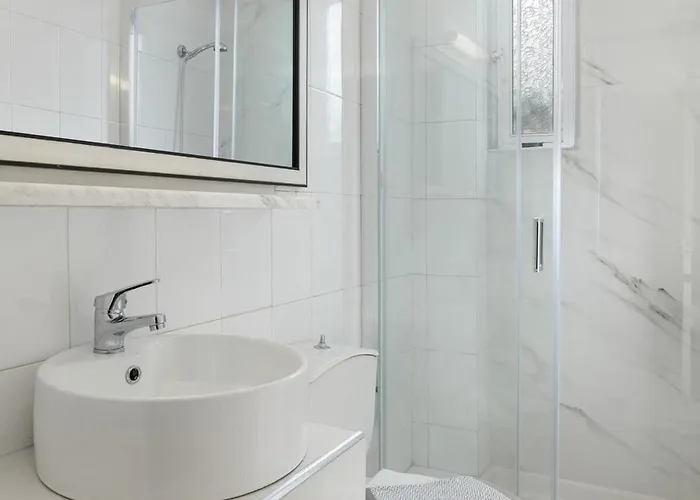 The South Escape With Front Pool