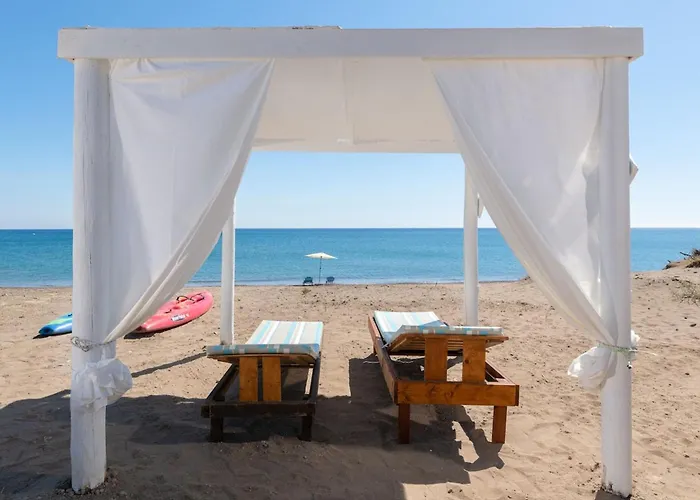 The South Escape With Front Pool Case de vacanță *